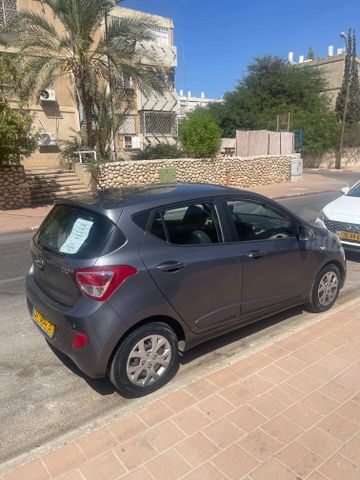 יונדאי i10