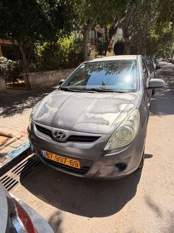 מודעת רכב יונדאי i20