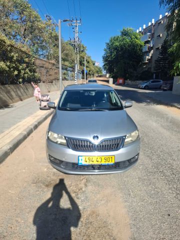 סקודה ראפיד