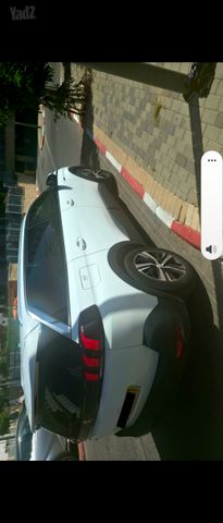 פיג'ו 5008