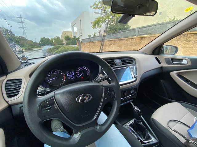 יונדאי i20