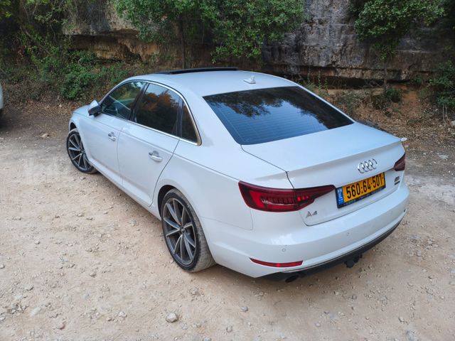 אאודי A4