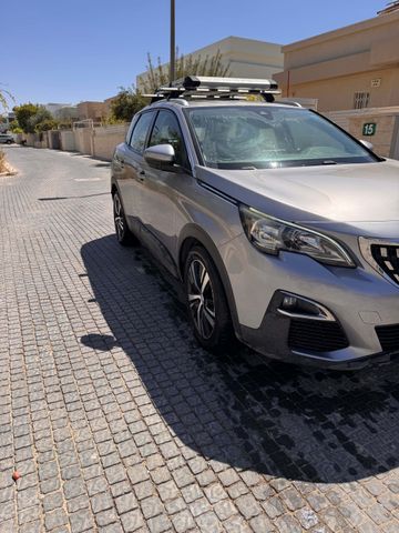 פיג'ו 3008