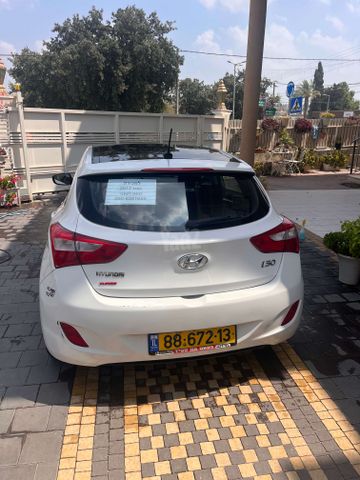 יונדאי i30