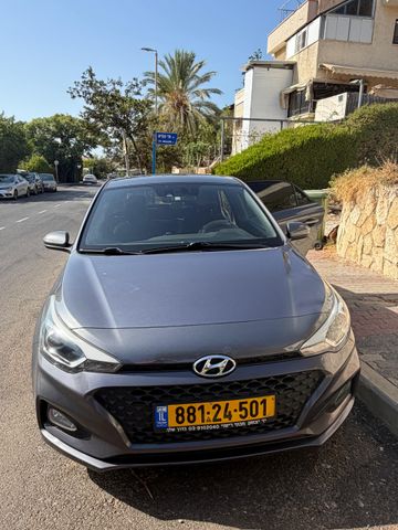 יונדאי i20