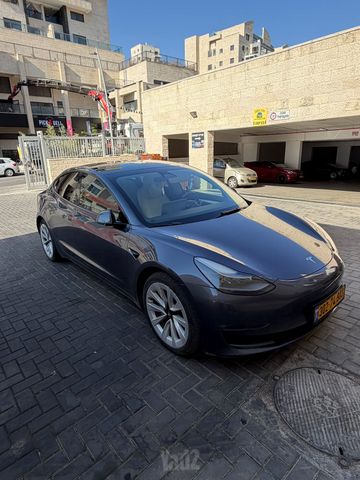 טסלה מודל 3