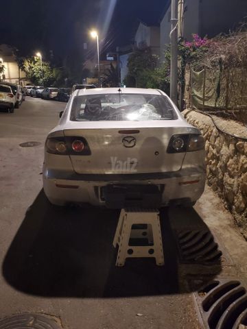 מאזדה 3