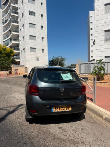 דאצ'יה סנדרו