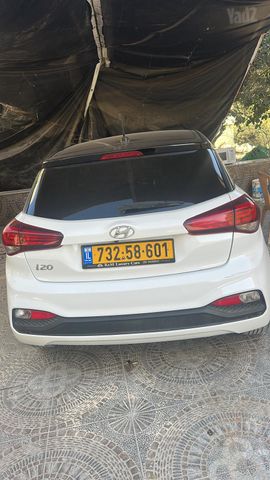 מודעת רכב יונדאי i20