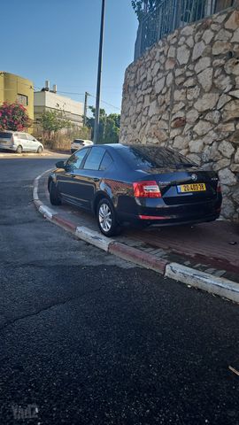 סקודה אוקטביה