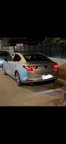 מאזדה 3