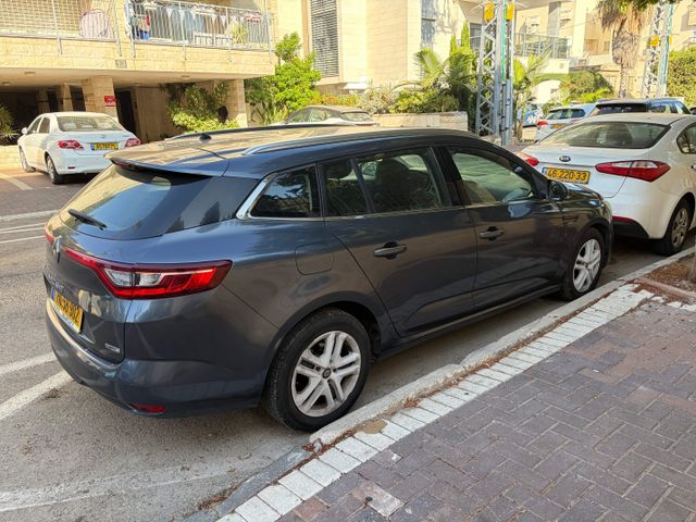 מודעת רכב רנו מגאן