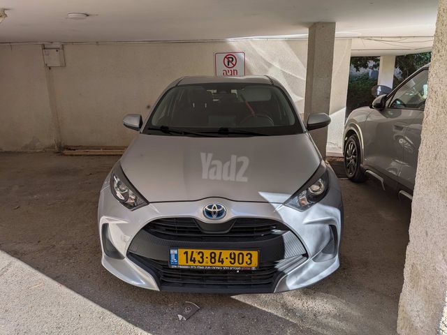טויוטה יאריס