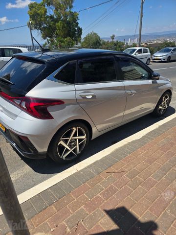 יונדאי i20