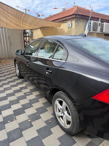 וולוו S60