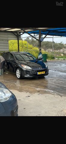 מודעת רכב מאזדה 3