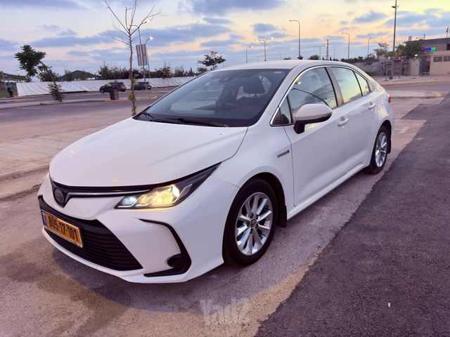 מודעת רכב טויוטה קורולה