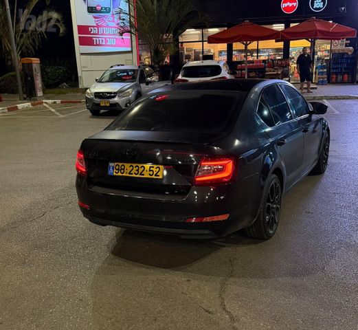 סקודה אוקטביה