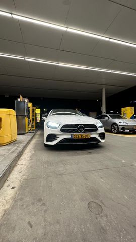 מודעת רכב מרצדס-בנץ E-class