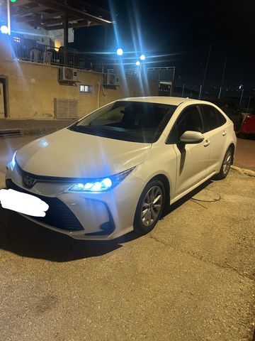 טויוטה קורולה