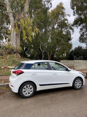 יונדאי i20