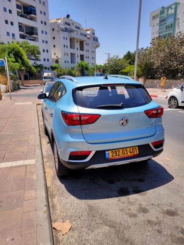 מודעת רכב אם ג'י ZS