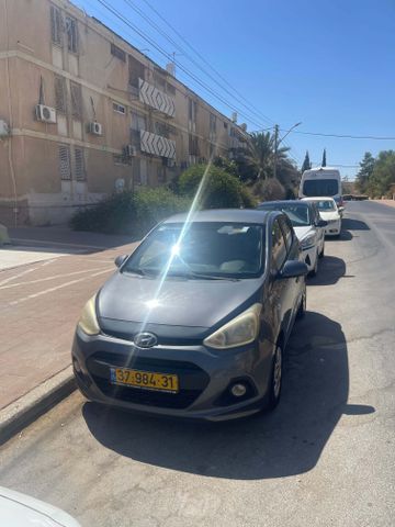 יונדאי i10