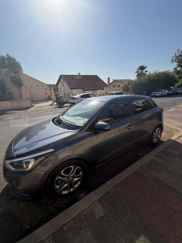 יונדאי i20