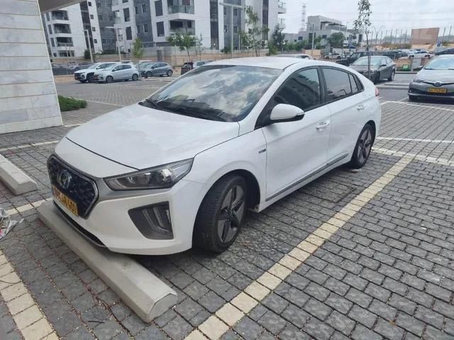 מודעת רכב יונדאי איוניק