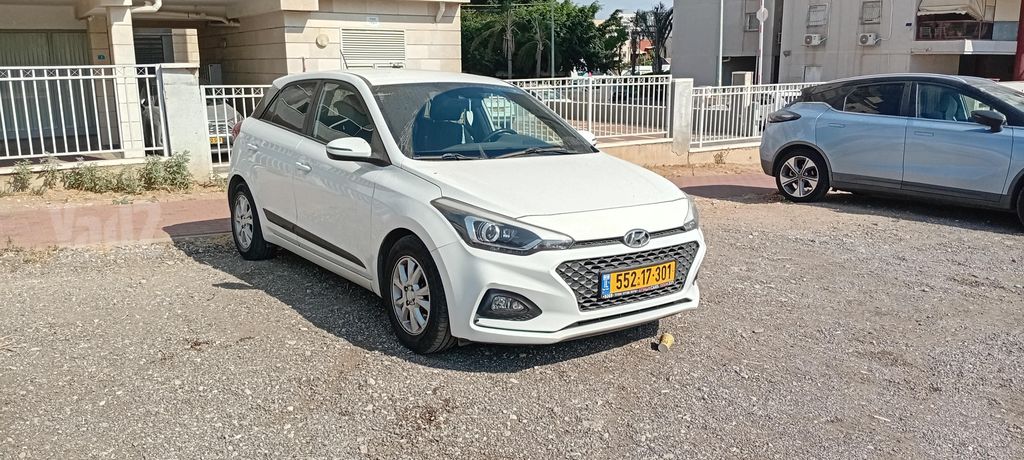 יונדאי i20