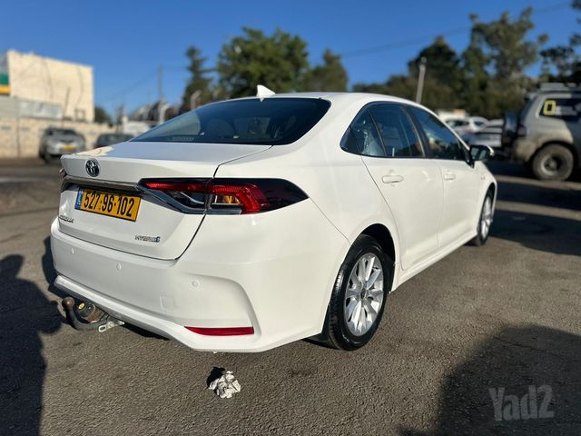 מודעת רכב טויוטה קורולה