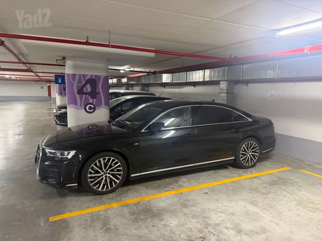 אאודי A8