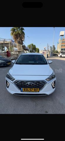 יונדאי איוניק