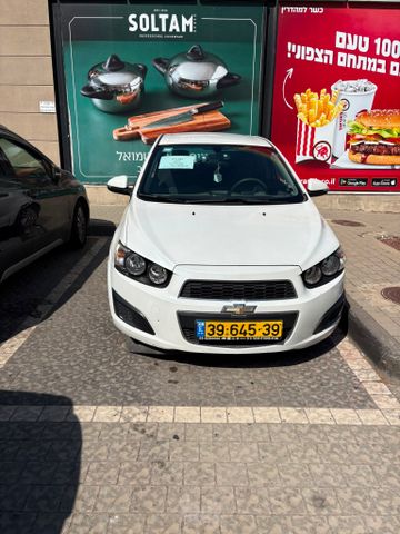 שברולט סוניק