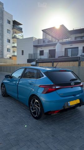 יונדאי i20