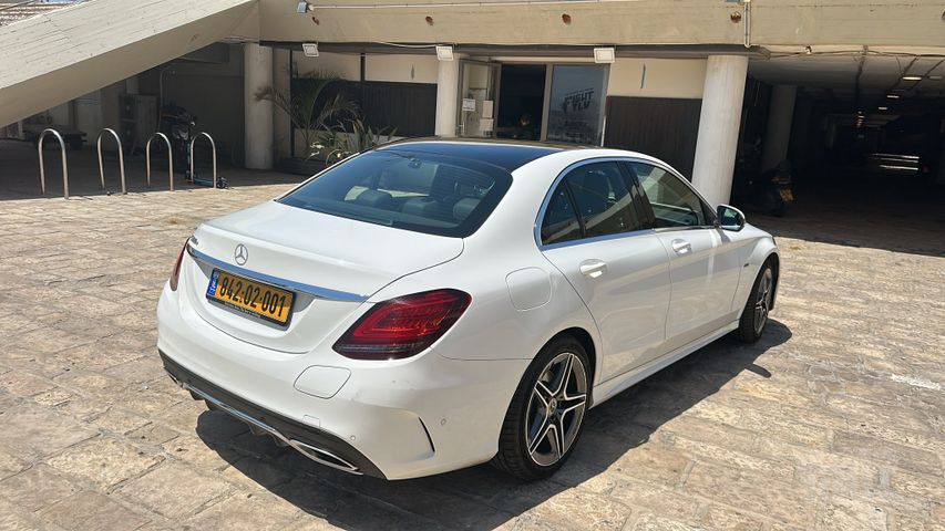 מודעת רכב מרצדס-בנץ C-class