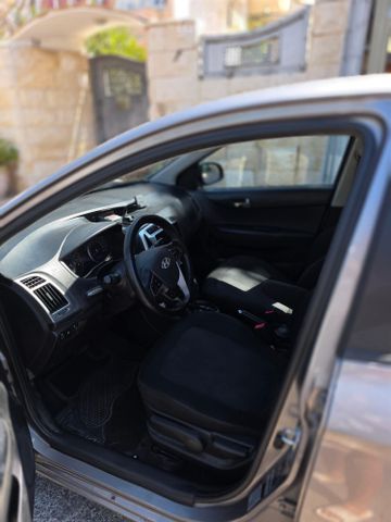 יונדאי i20