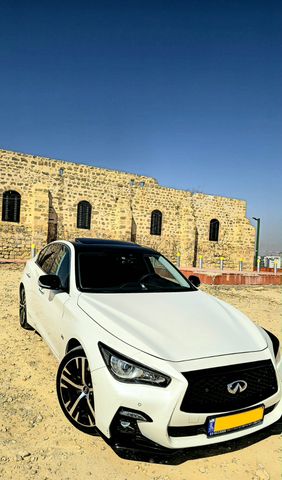 אינפיניטי Q50