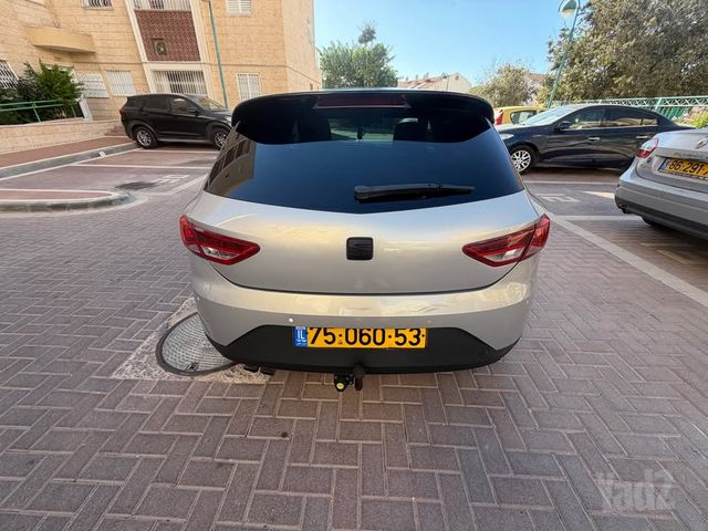 סיאט לאון
