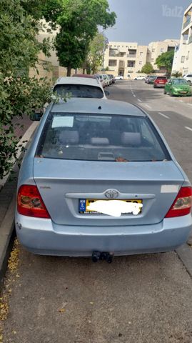 טויוטה קורולה