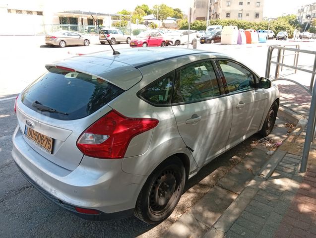 פוקוס Titanium אוט׳ האצ'בק 5 דל 2.0 (170 כ״ס)