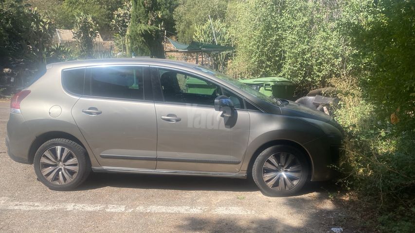 פיג'ו 3008