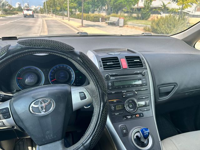 טויוטה אוריס
