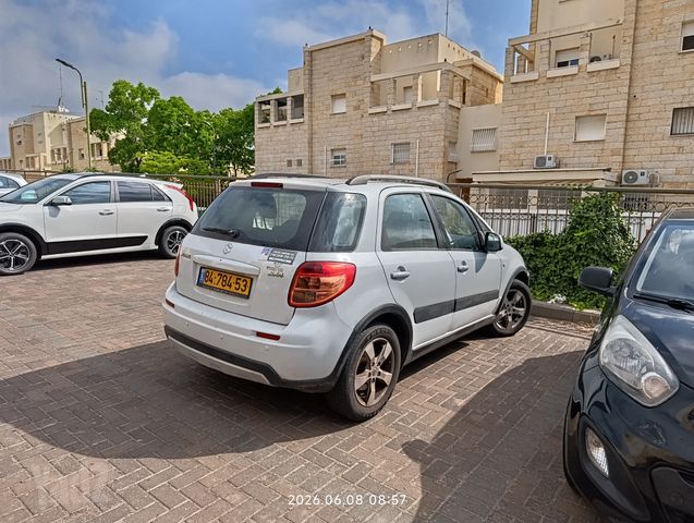 סוזוקי SX4