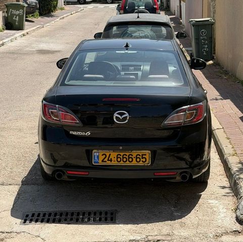 מודעת רכב מאזדה 6
