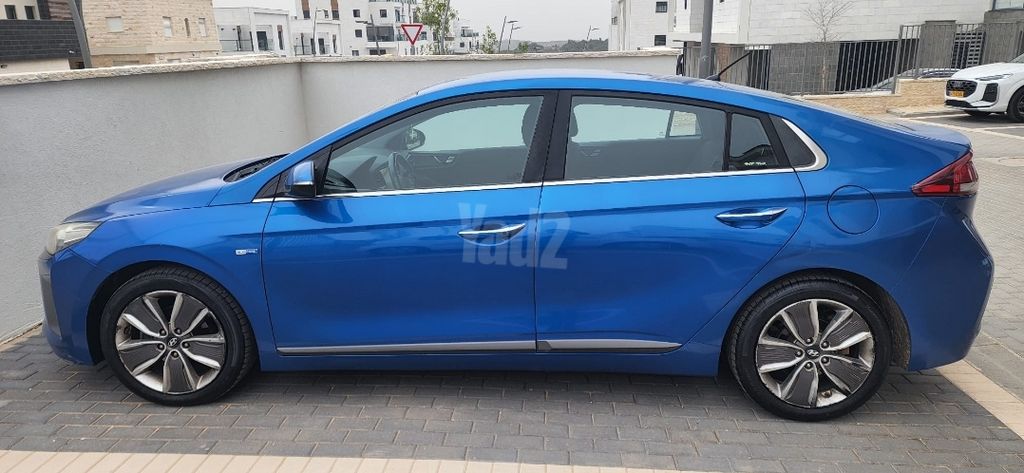 מודעת רכב יונדאי איוניק