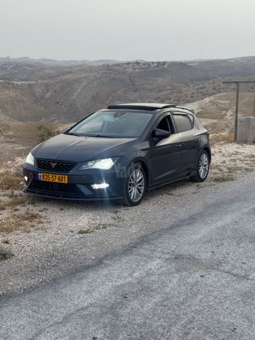 מודעת רכב סיאט לאון
