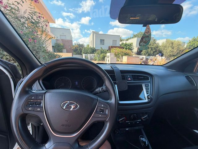 יונדאי i20
