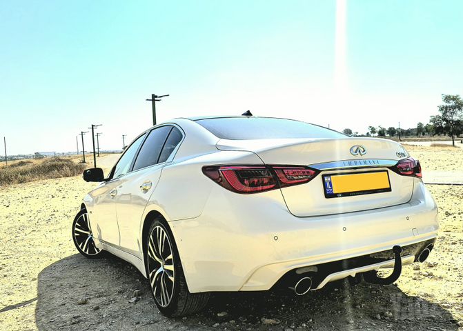 אינפיניטי Q50