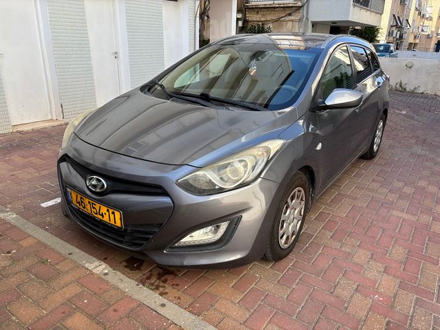 יונדאי i30
